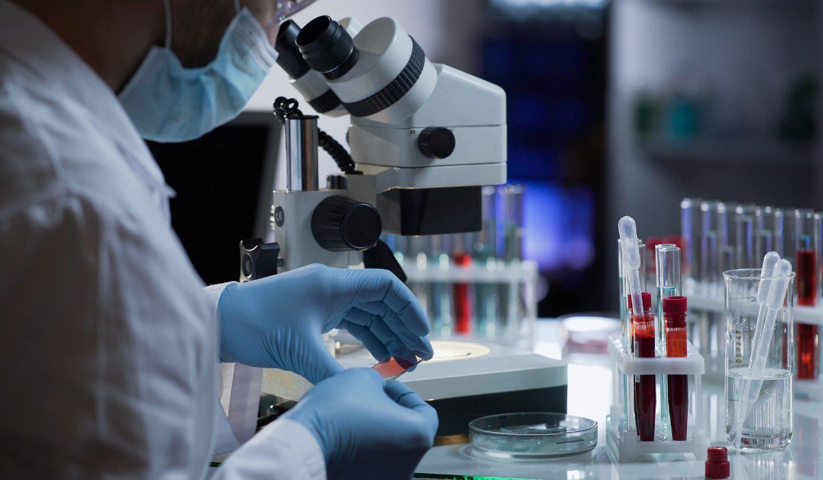 Top 5 Reasons Pathology Labs in India Should Invest in LIMS